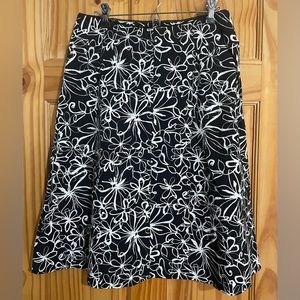 Valerie Steven’s skirt size 8